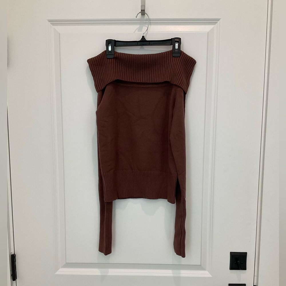 Women’s Off-Shoulder Ribbed Knit Sweater - Brown